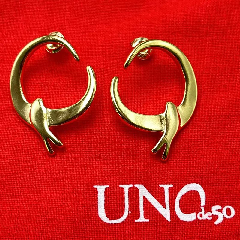 

2023 UNOde50 earring Espanha Alta Qualidade Criativo Exquisite Brincos Geométricos Das Mulheres Romântico Jóias Gift Bag