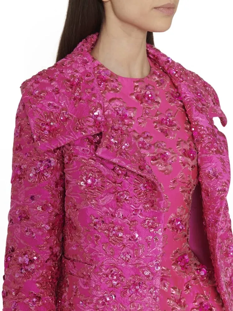 Рисунок 4 - Модный женский блейзер с отложным