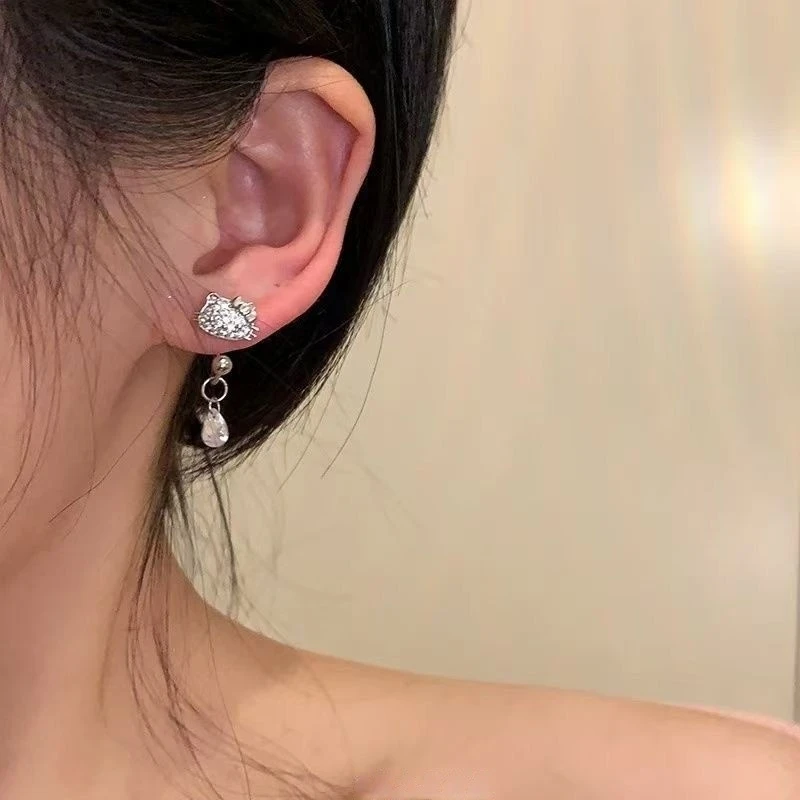 Sweet Cool Kit Cat Flash Zirconium Ear Bone Stud Piercing Studs Женские легкие роскошные элегантные серьги High