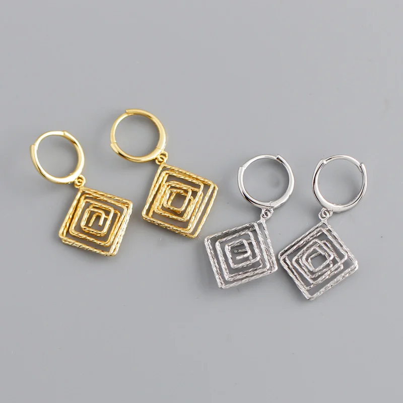 

New earrings car line light luxury fashion S925 pure Tremella buckle accessories