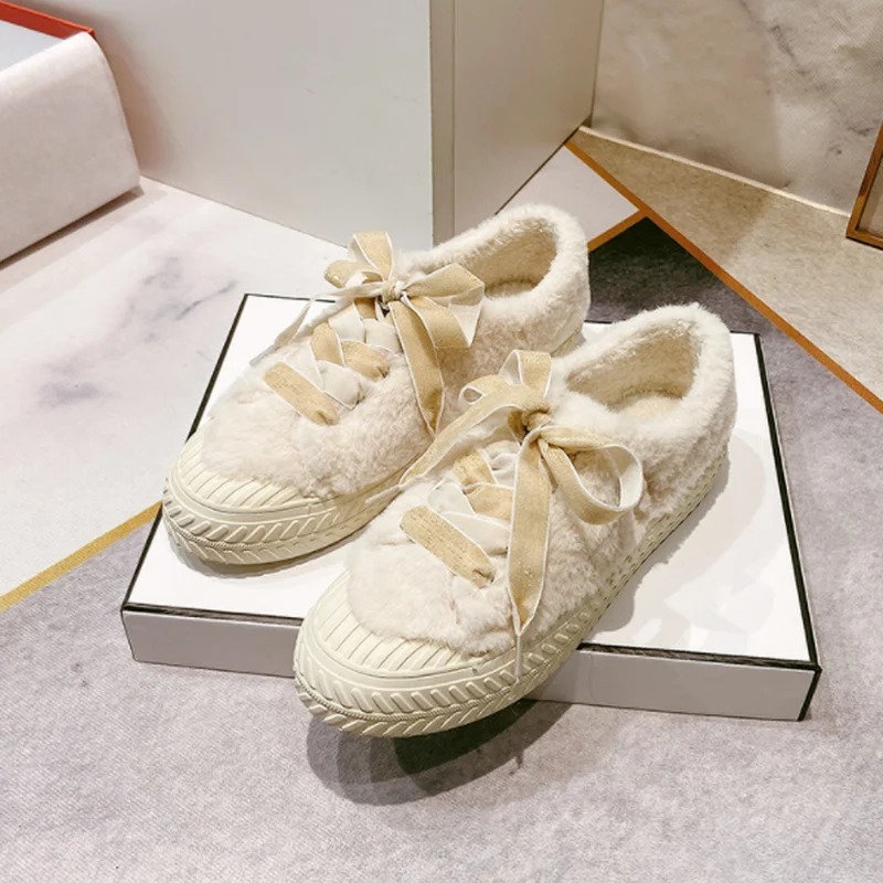 

Popular fashion wool shoes women's new autumn and winter white thick-soled lamb wool women's shoes warm plus velvet beanie shoes