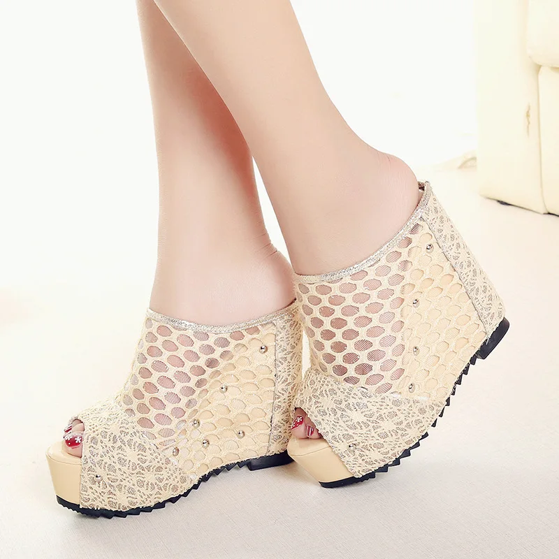 

2023 Summer Women Mesh Sandals Platform Wedge Heel Studed Slip On Peep Toe Rubber Sole Elegant Mature Ladies Shoes Female