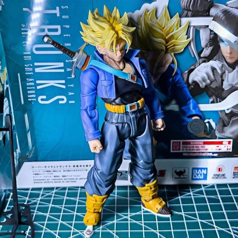 Фото Оригинальная подвижная фигурка Bandai SHFiguarts Dragon Ball Z Super Saiyan Trunks The Boy from the Future в оригинальной коробке №5