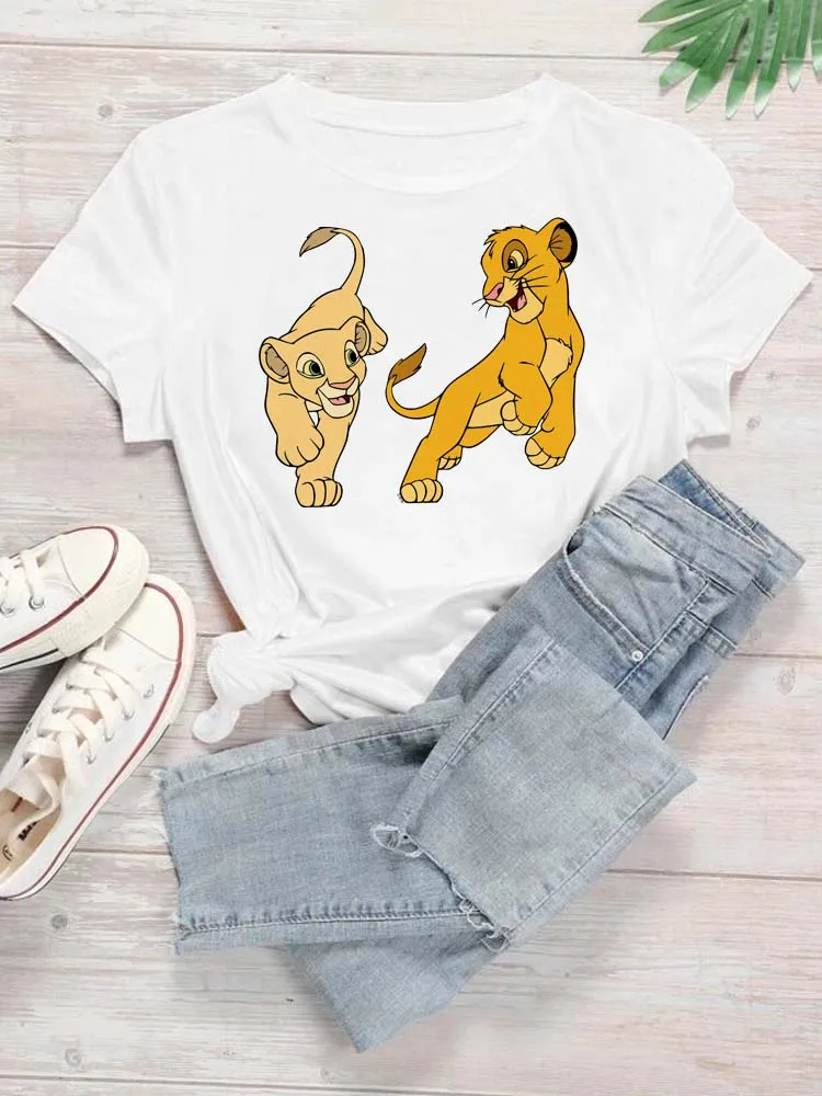 Футболка женская с мультяшным принтом Король Лев |