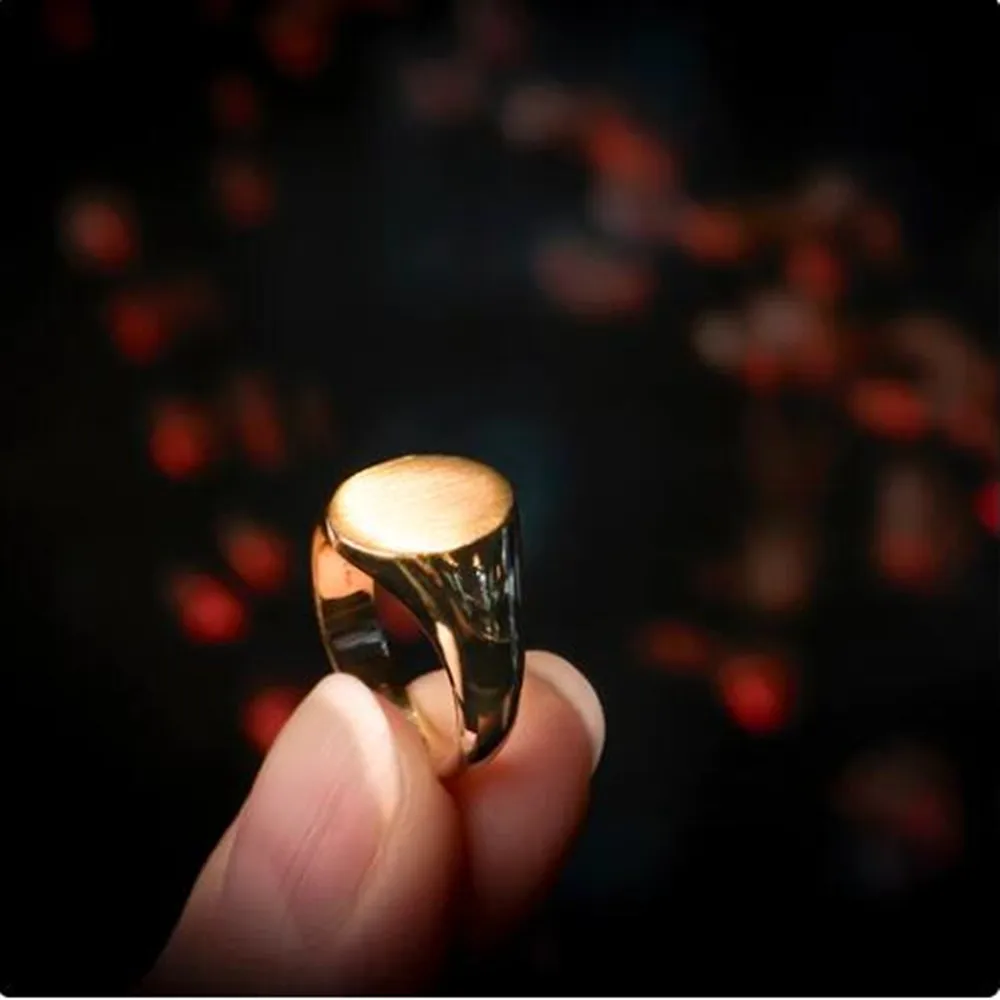 

New Luxury Fashion Ring Blocking 14K Gold Smooth Ring Bare Body Large Glossy Dome Signet Ring for Women Party Jewelry Gift