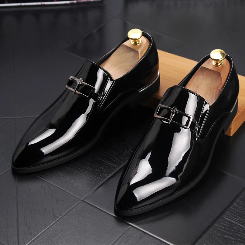 

England style patent leather shoes for men luxury fashion party nightclub dress slip on lazy shoe breathable summer loafers mans