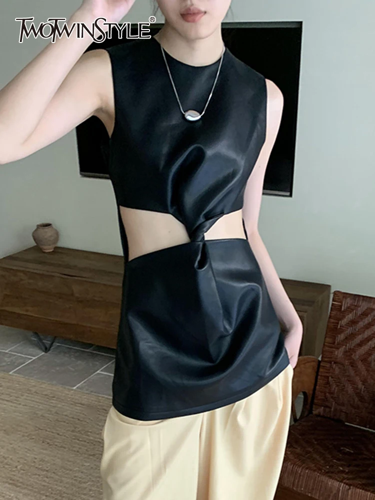 

TWOTWINSTYLE Temperament Summer Tank Tops For Women Round Neck Sleeveless Hollow Out Summer Vest Female Fashion Clothing 2023