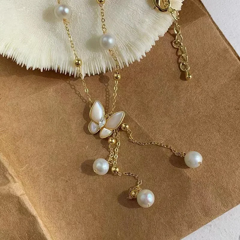 

Freshwater Pearl Butterfly Necklace Sweet Super Flash Fritillaria clavicle chain necklace