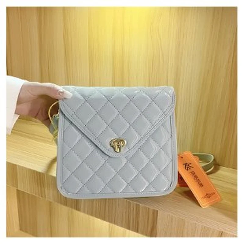 

Korean Fashion Lingge Small Square Bag Women's Leather New Style Shoulder Bag Casual All-match Chain Crossbody Bag Designer Bags