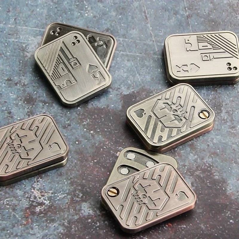 

Metal EDC Fidget Slider Spinner Toy Skull Poker Style Magnetic Push Slider Autism Sensory ADHD To Kid Hand Anxiety Stress Relief