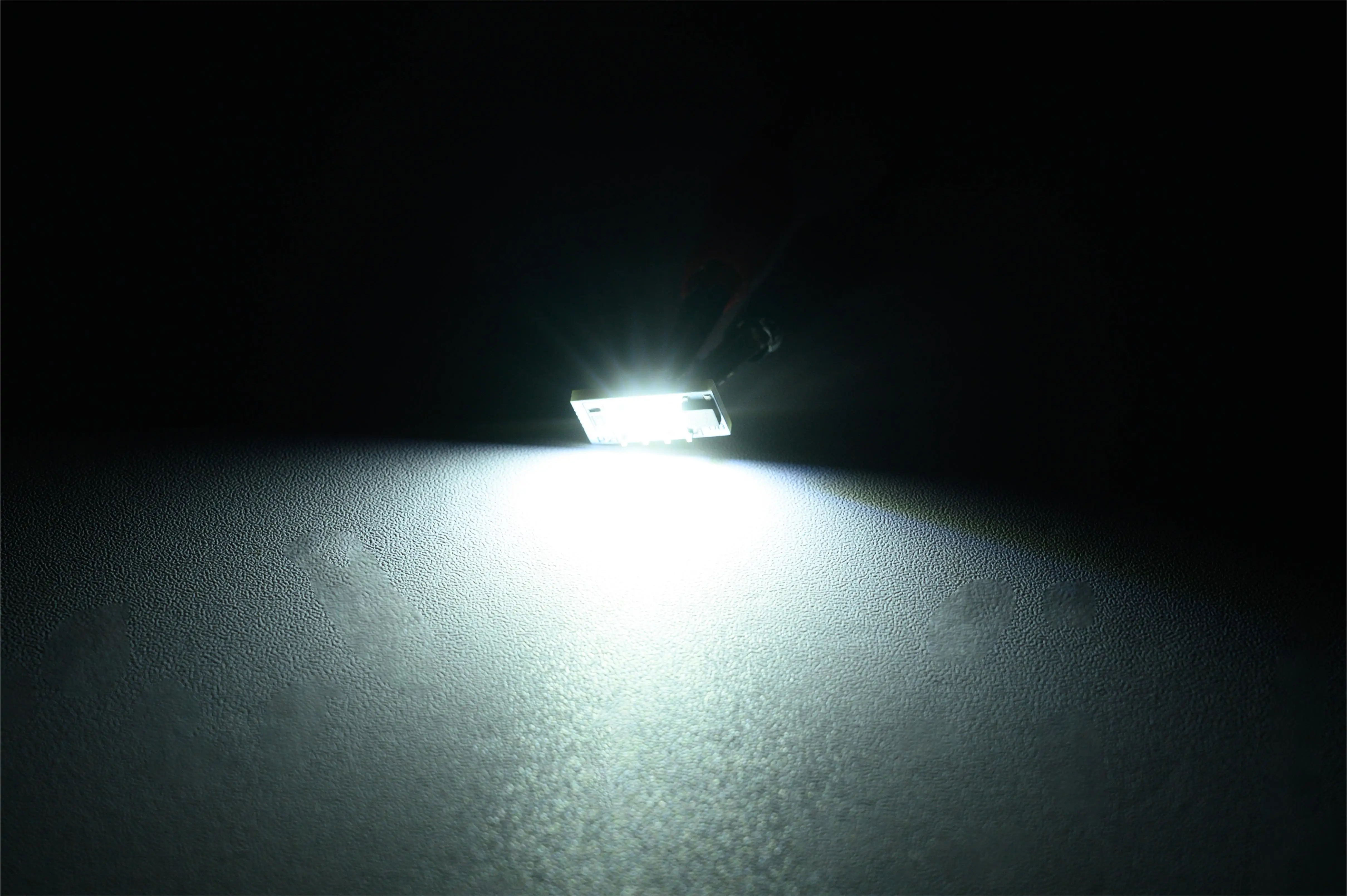 Светодиодный светильник для хранения центральной консоли Skoda Rapid 2012-2022 Seat Toledo