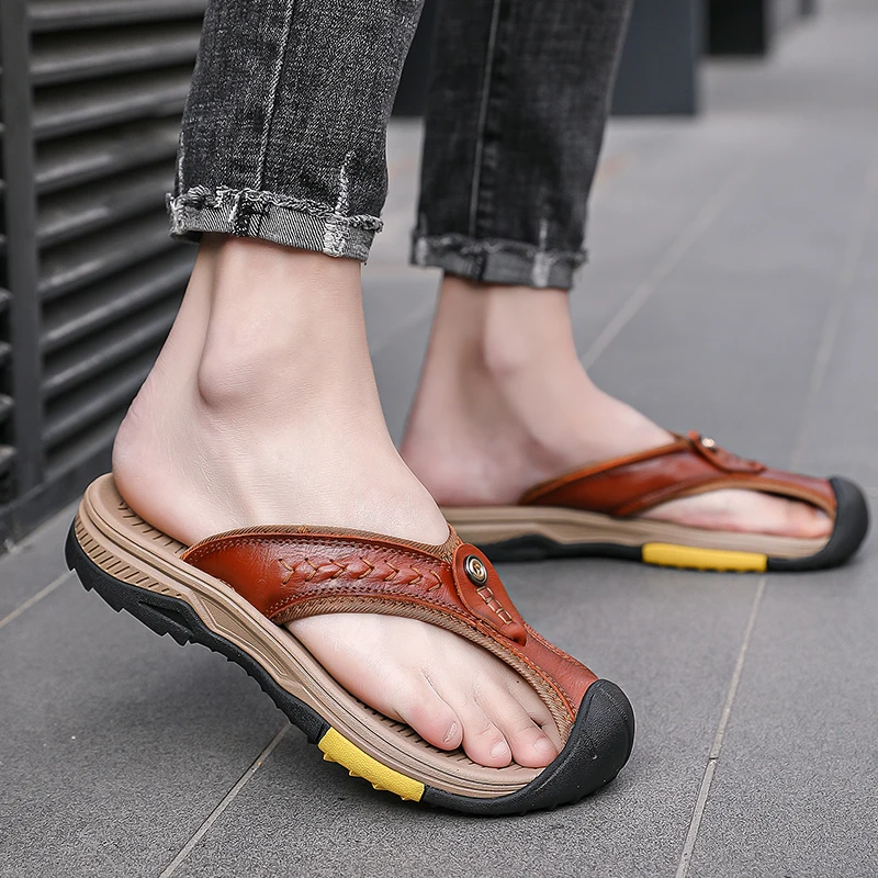 Slippers Men Summer Brand New Leather Breathable Flip Flops Comfortable Vintage Cowhide Casual Sandal Male Fashion Non-slip Shoe