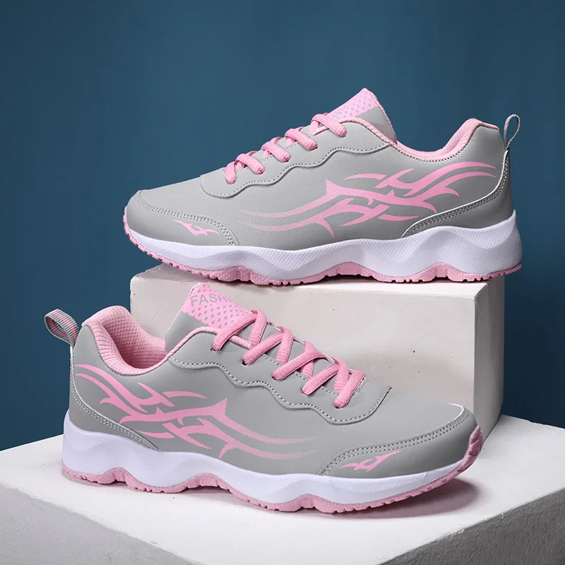 2022 New Hot Style Women Running Shoes Lace Up Sport Shoes Outdoor Jogging Walking Athletic Shoes Comfortable Sneakers for Women