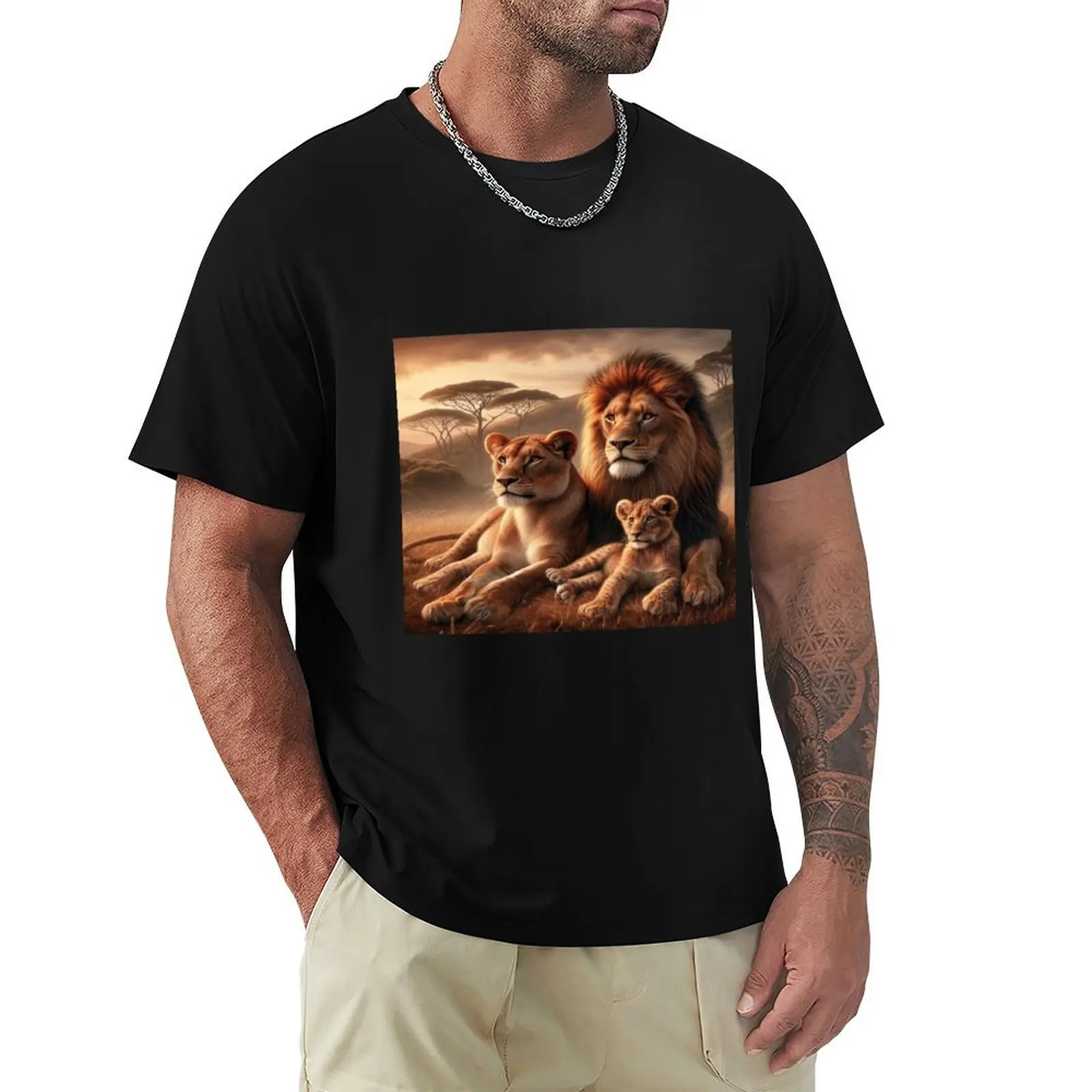 Фото Футболка Lion Family Wild Life 2, базовая модель с коротким рукавом №1