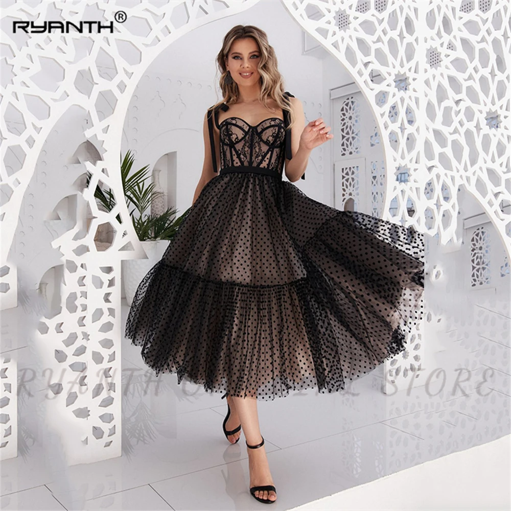 

Ryanth Black Polka Dots Tulle Open Back Prom Dress Women Mondern Bow Straps Lace Sweetheart A Line Evening Party Gown Tea Length