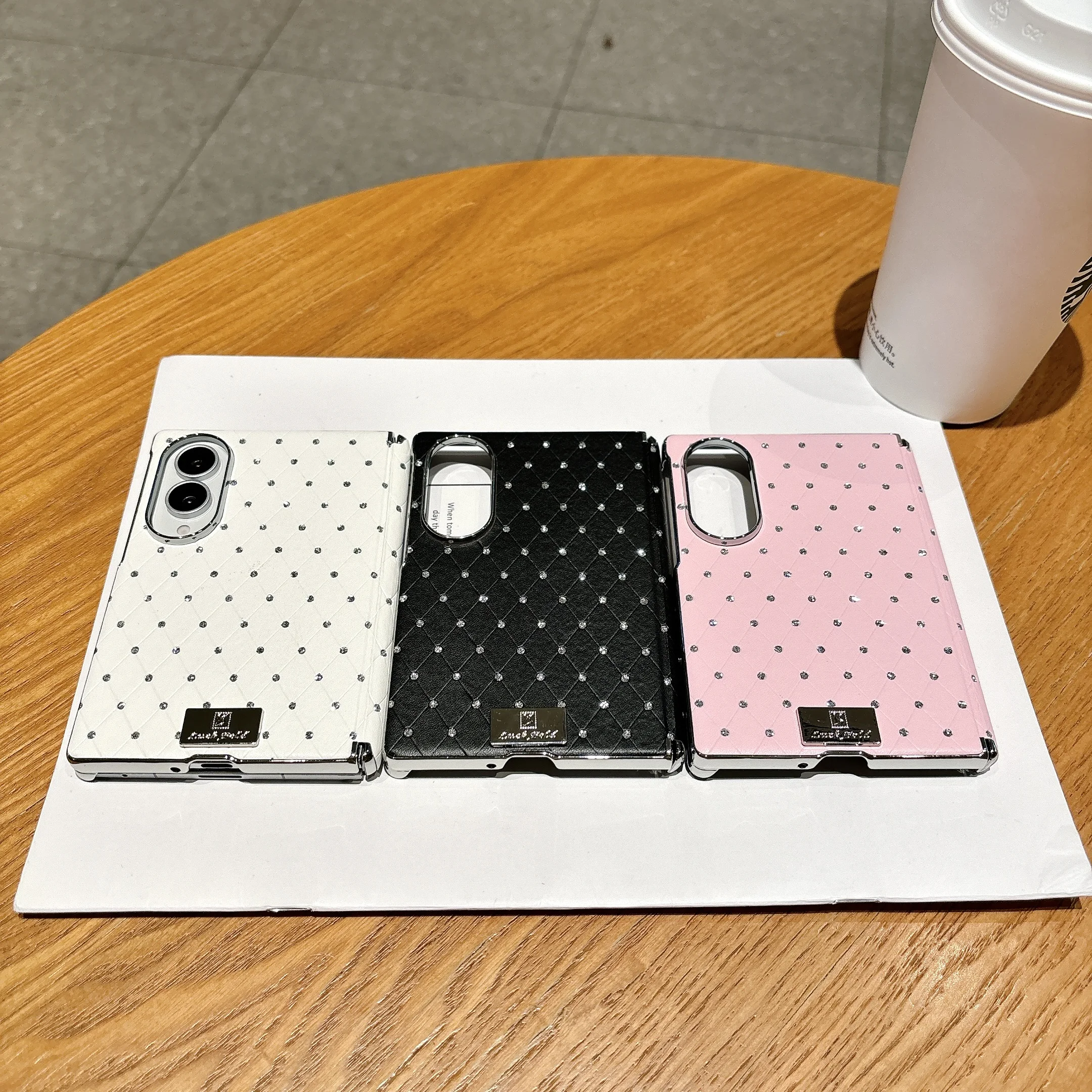 Стильный кожаный чехол для Samsung Z Fold 8 с ромбовидным узором и стразами, с защитой шарнира, ударопрочный, тонкий, приталенный (art.: 3920dc3cc5fb2) - 3920dc3cc5fb2
