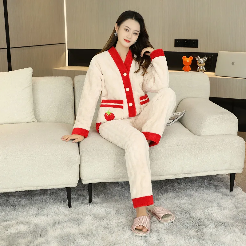 Women's Winter Warm Thin Pajama Suit With Strawberry Pocket Polyester Comfortable Lapel Button Style Leisure Wear