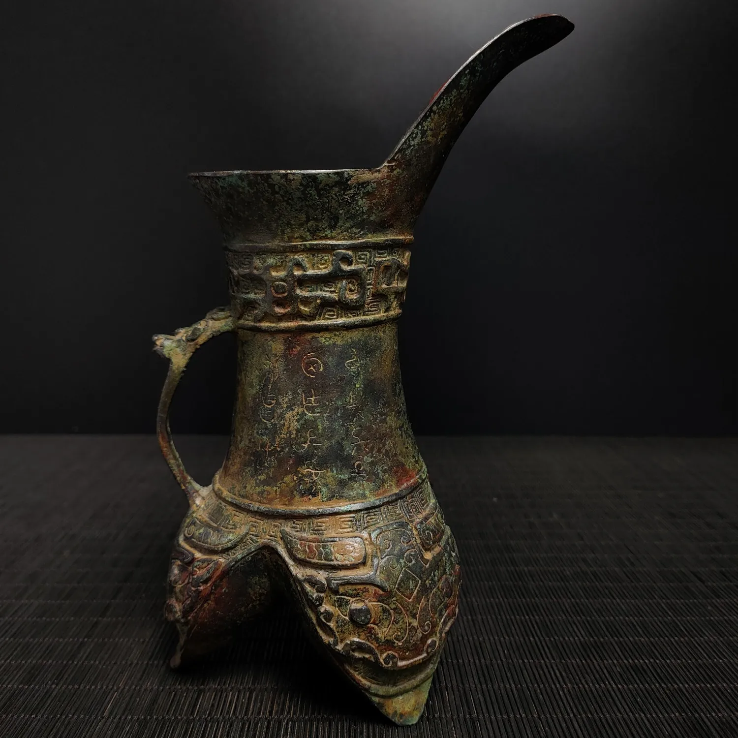 Chinese cultural relics ornament Collection value Shang and Zhou Dynasties Bronze Wine Cup elegant  Art Treasures cadeau homme