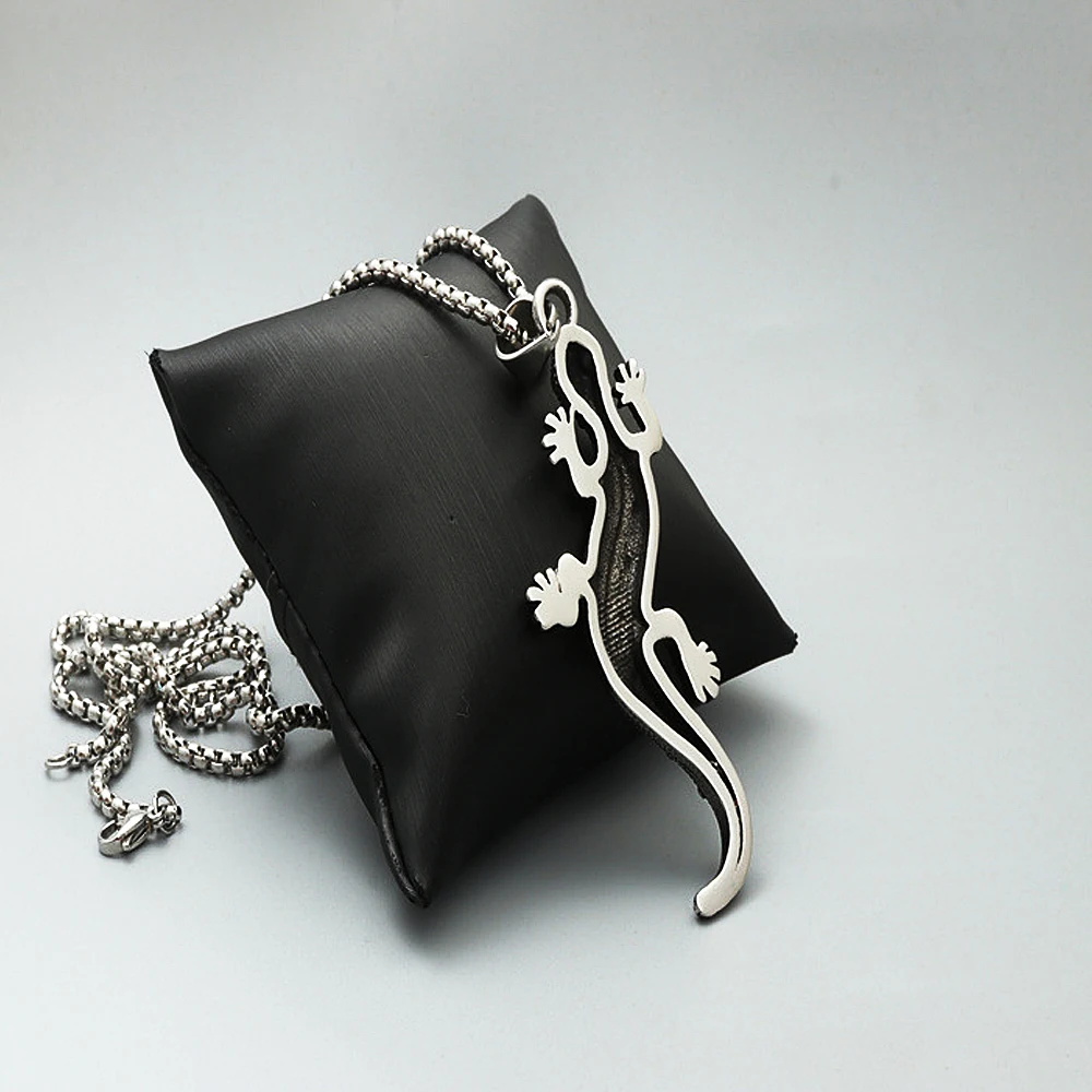 Цепочка с подвеской в виде ящерицы из нержавеющей стали |