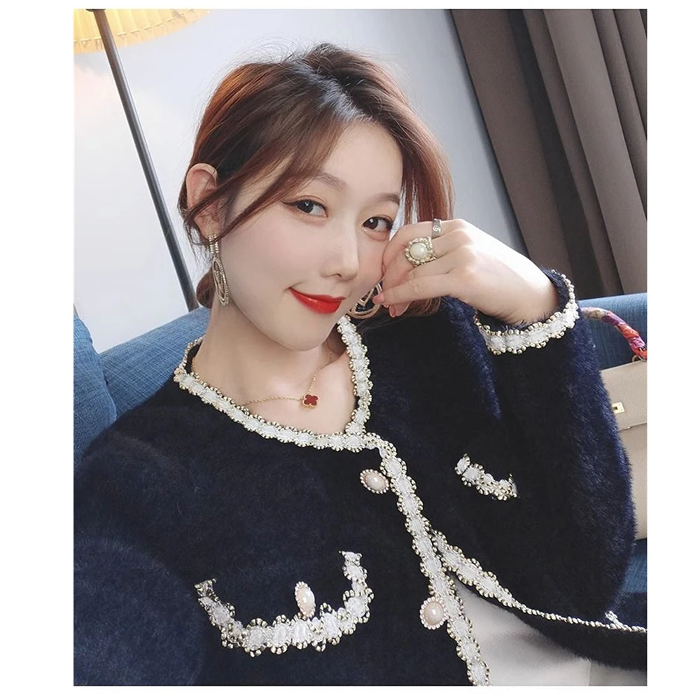 Женская короткая куртка из меха норки в французском стиле