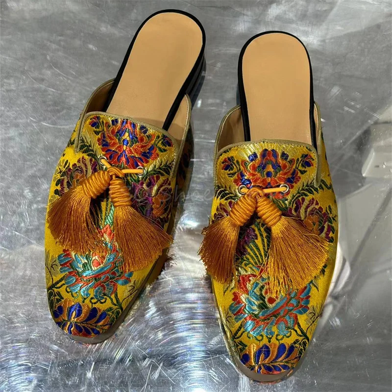 Черные атласные получешки с вышивкой для мужчин