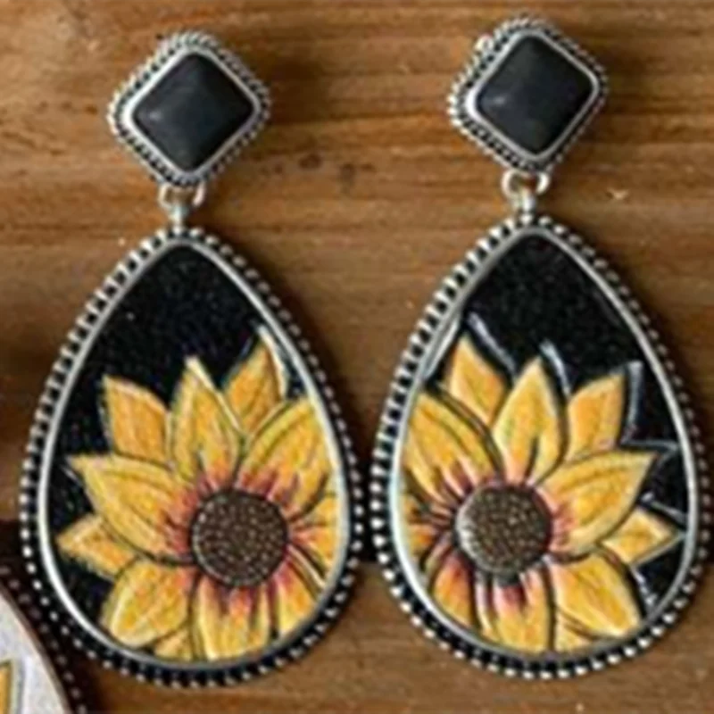 

Ethnic Sunflower Pattern Earrings Boho Vintage Tribal Metal Carved Lace Drop Earrings