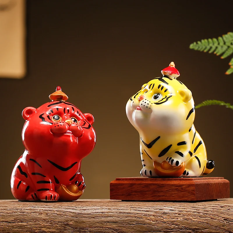 

New Chinese Style Decoration Cute Tiger Zodiac Lucky Office Creative Ceramics