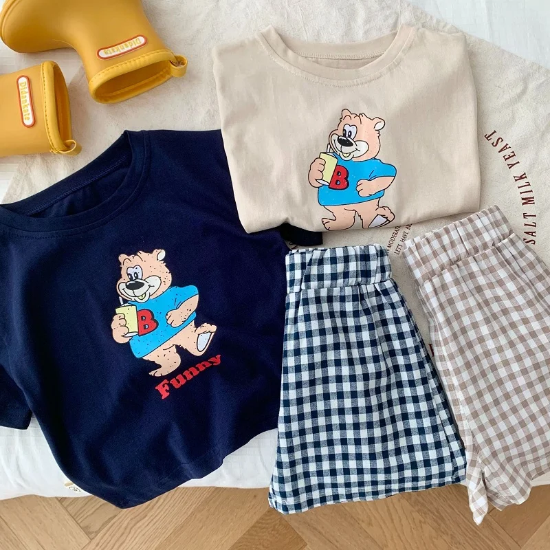 

Футболка с коротким рукавом и шорты в клетку, на возраст 0-6 лет