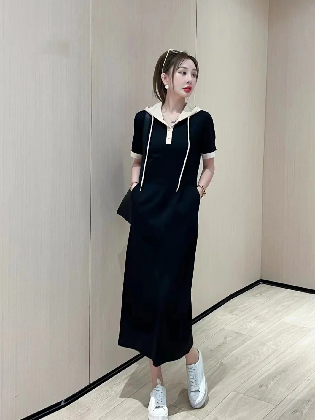 

2023 spring and summer women's clothing fashion new Short Sleeve Color Contrast Patchwork Cap Waistline Thread Dress 0428