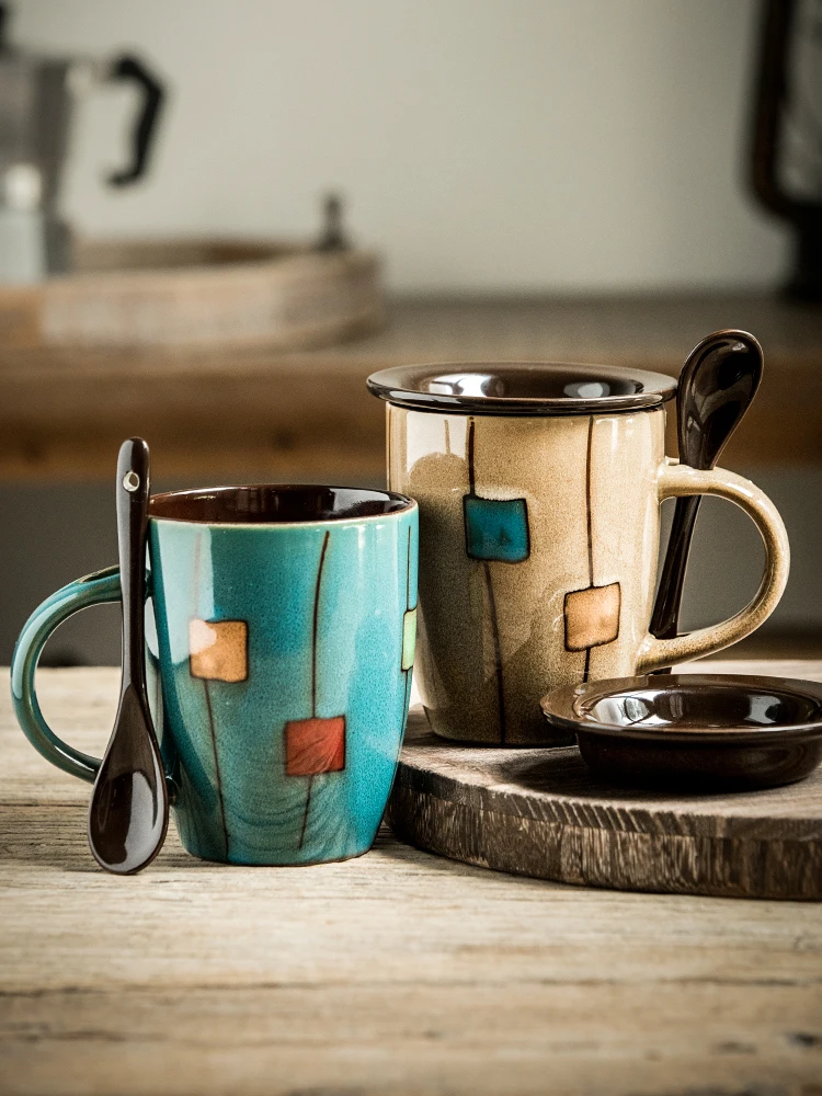 Керамическая чашка в американском стиле с ложкой 350 мл