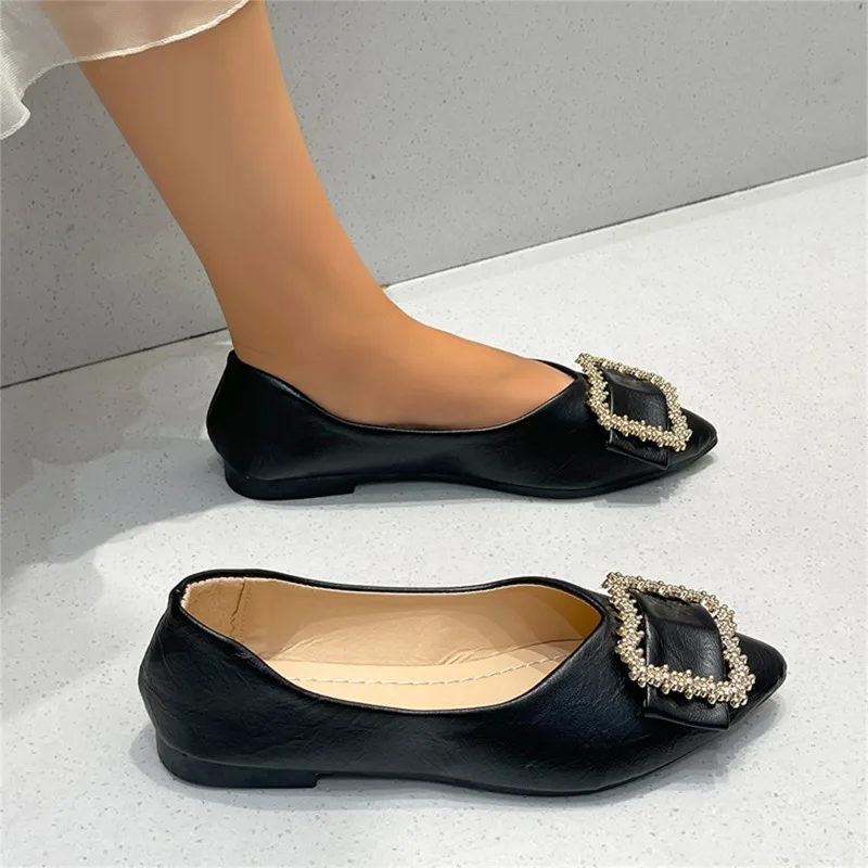 Новинка осени 2024 модная Корейская удобная повседневная обувь на плоской подошве