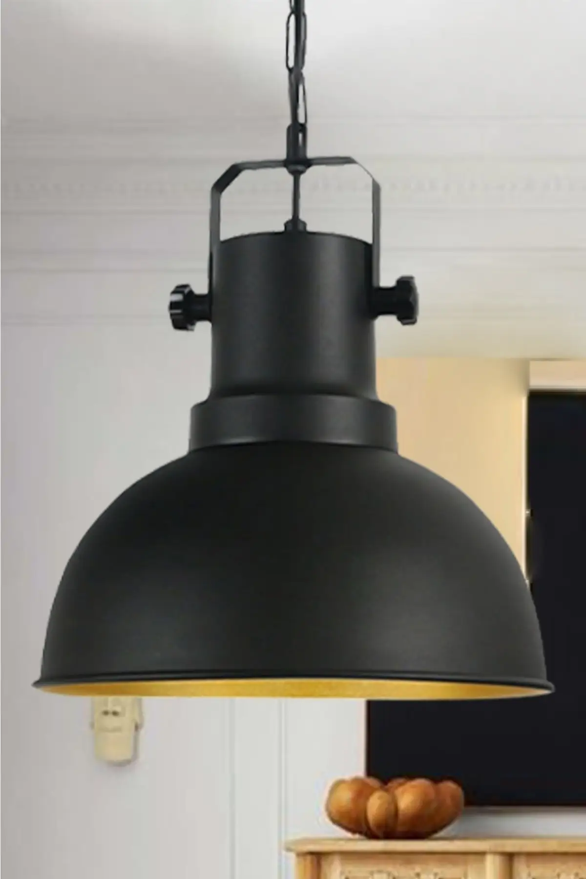 

Black Sport Single Chandelier Sarkit Lamp Patisserie Hospital Cafe Restaurant Gym Barber Hairdresser