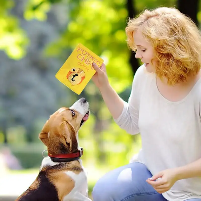 Плюшевая игрушка-головоломка для собак мультяшная сумка закусок скрипучая