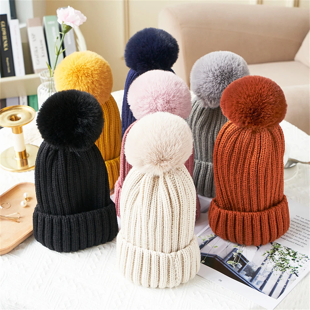 

2022 Winter Female Fur Pompom Hat Winter Warm Hat For Women's Hat Knitted Beanies Cap Hat Outdoor Ski Thick Skullies Bonnet