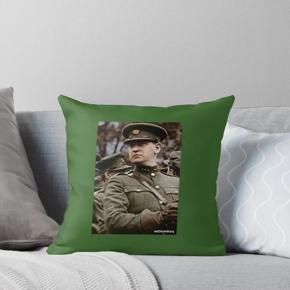 Рождественская декоративная подушка Майкл Коллинз