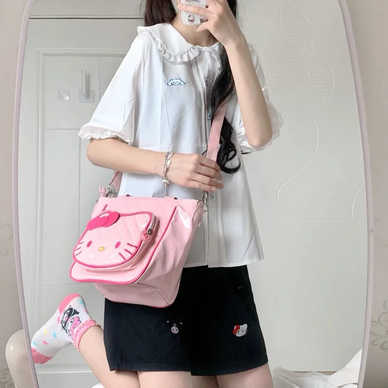 

New Sanrios HelloKitty Anime around retro cute slanting handheld children's bags fashion waterproof pu bag Japanese versatile