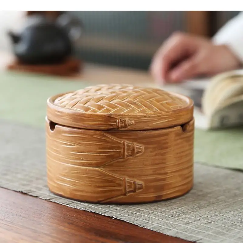 

Creative Ceramic Ashtray Steamer Shape Retro Ash Tray Smoking Accessories Household Round with Lids Cigar Ashtray Ash Containers