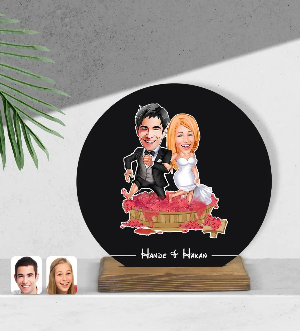 

Personalized round wooden Biblo-10