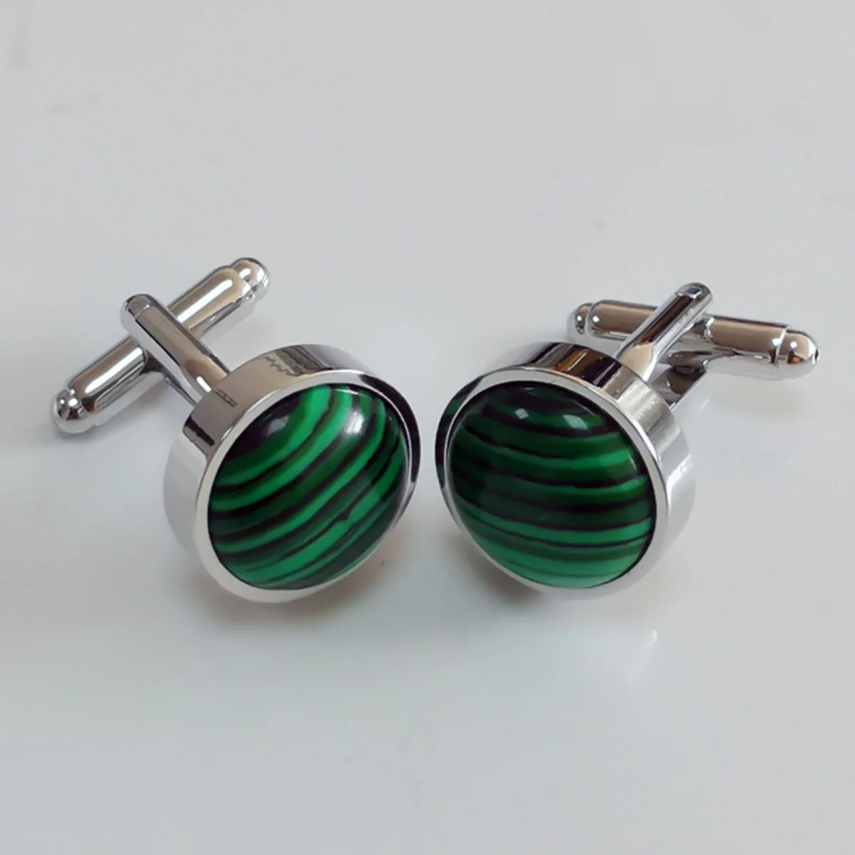 

Texture Green Grain Stone Cufflinks French Business Crystal Button Gifts for Men and Women's Wedding Party Dress Accessories