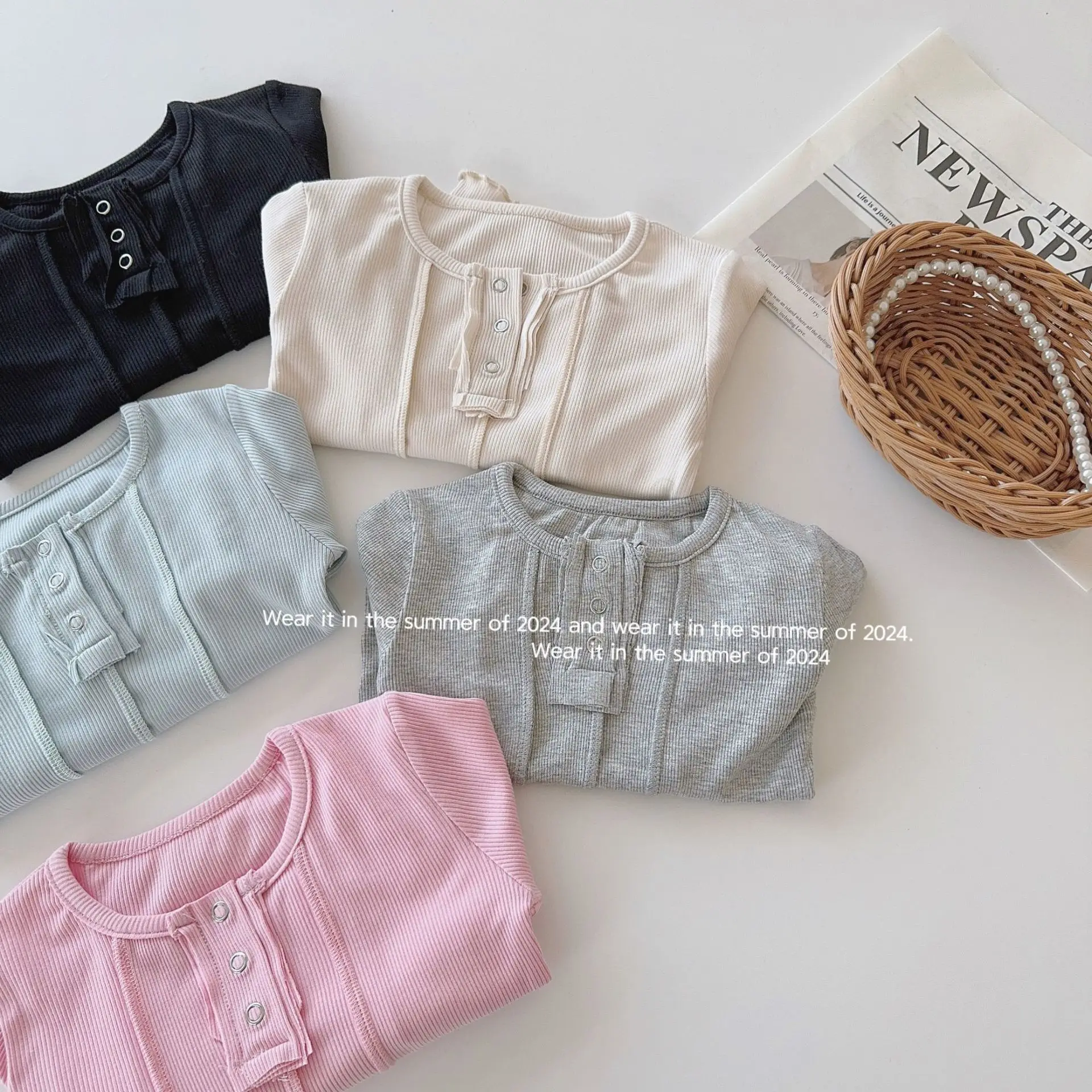 Рубашка для девочек топ футболка с принтом специй осень 2024 новая детская одежда