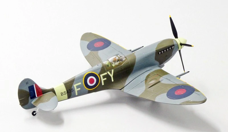 Изысканный британский истребитель 1/72 MK.IX модель истребителя 611 эскадрильная