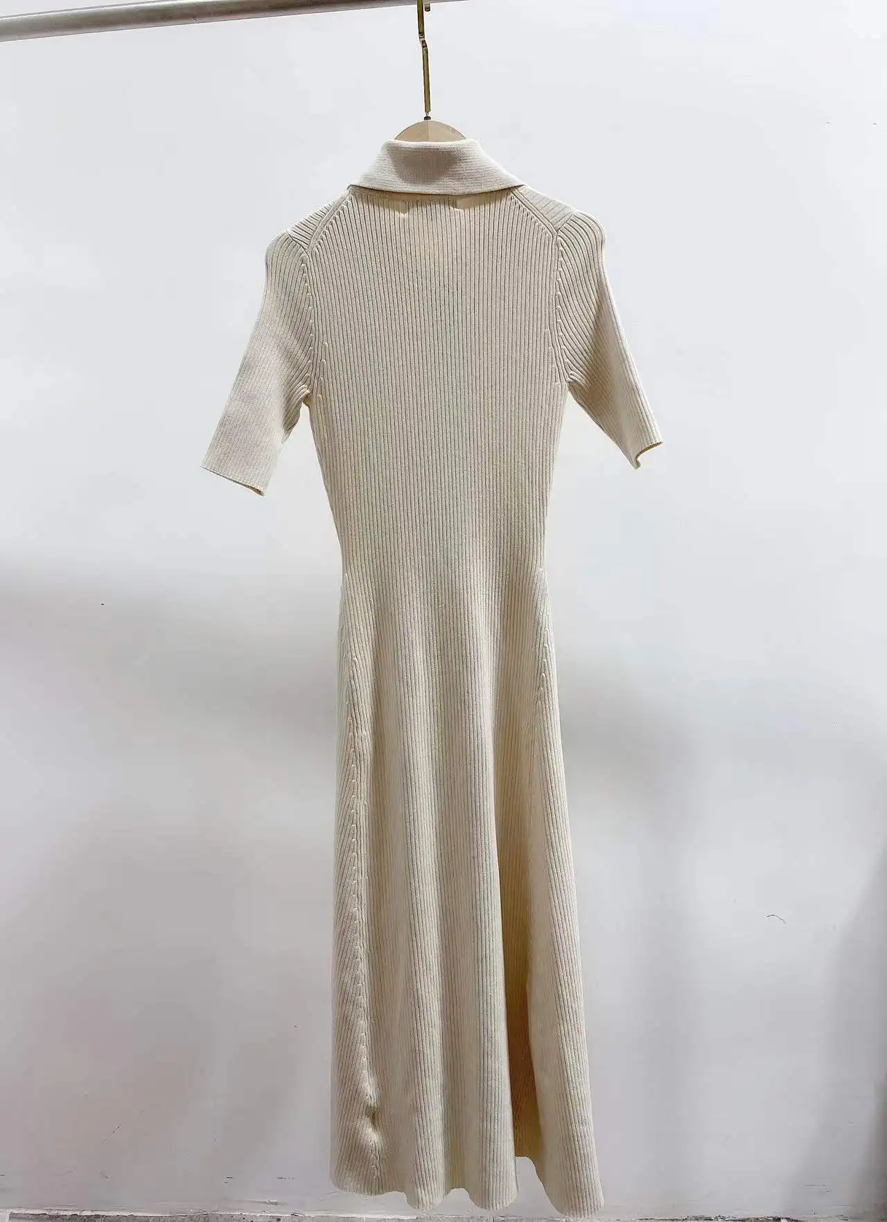 

Women Side Slit Turn-down Collar Single Breasted Knitted Mini Dress