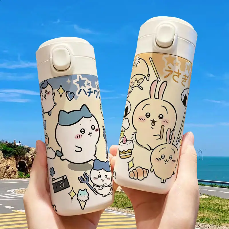 

Chiikawa ちわ わ мультяшное периферийное оборудование, термос, чашка высокой емкости, компактная Легкая переносная чашка для воды, милая безопасность для студентов из нержавеющей стали
