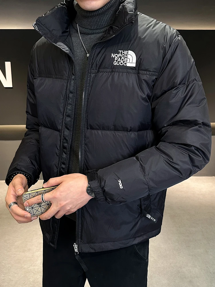 Мужской пуховик контрастного цвета с воротником-стойкой зима 2024 новая мода