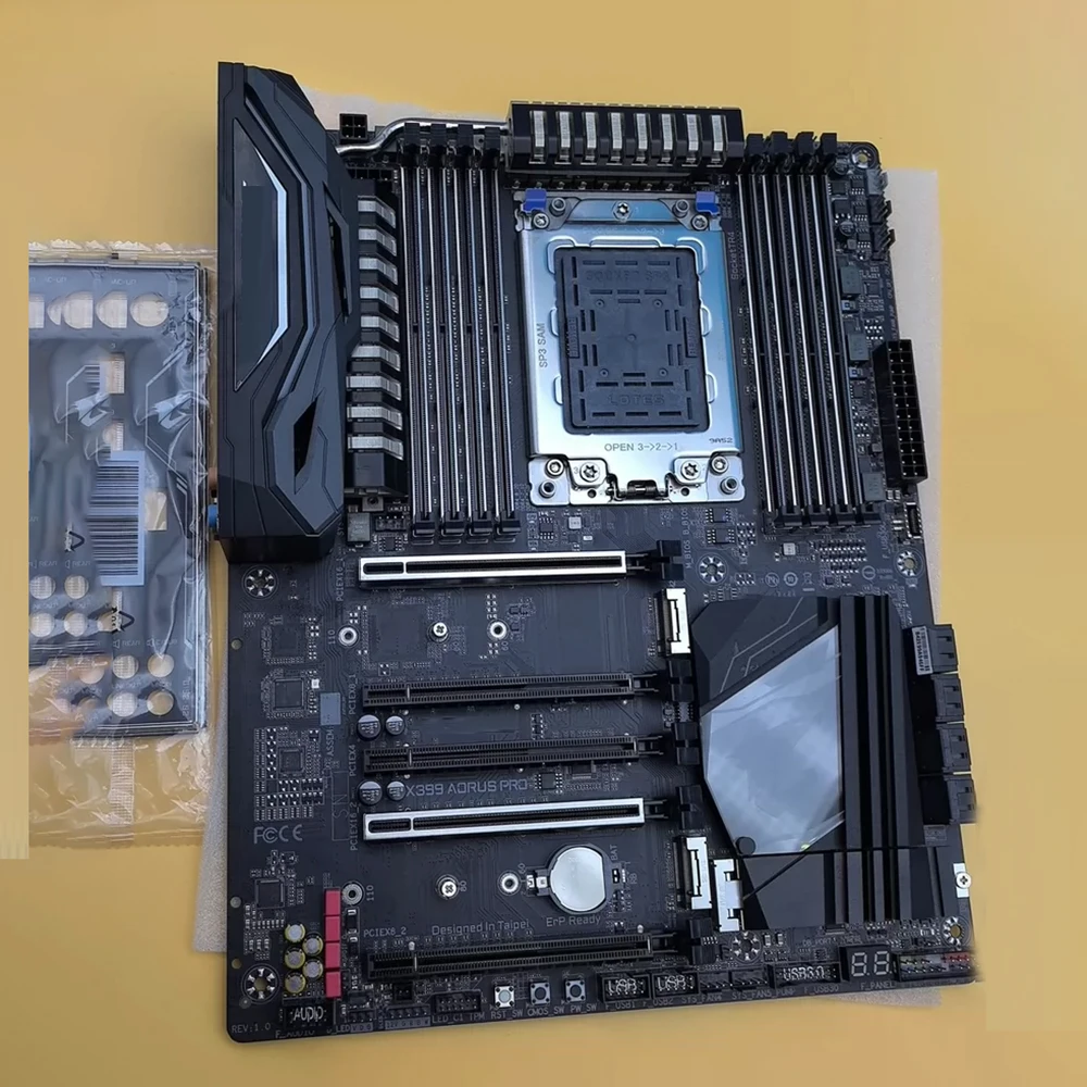 Для промышленной материнской платы Giga-byte X399 AORUS PRO XTREME