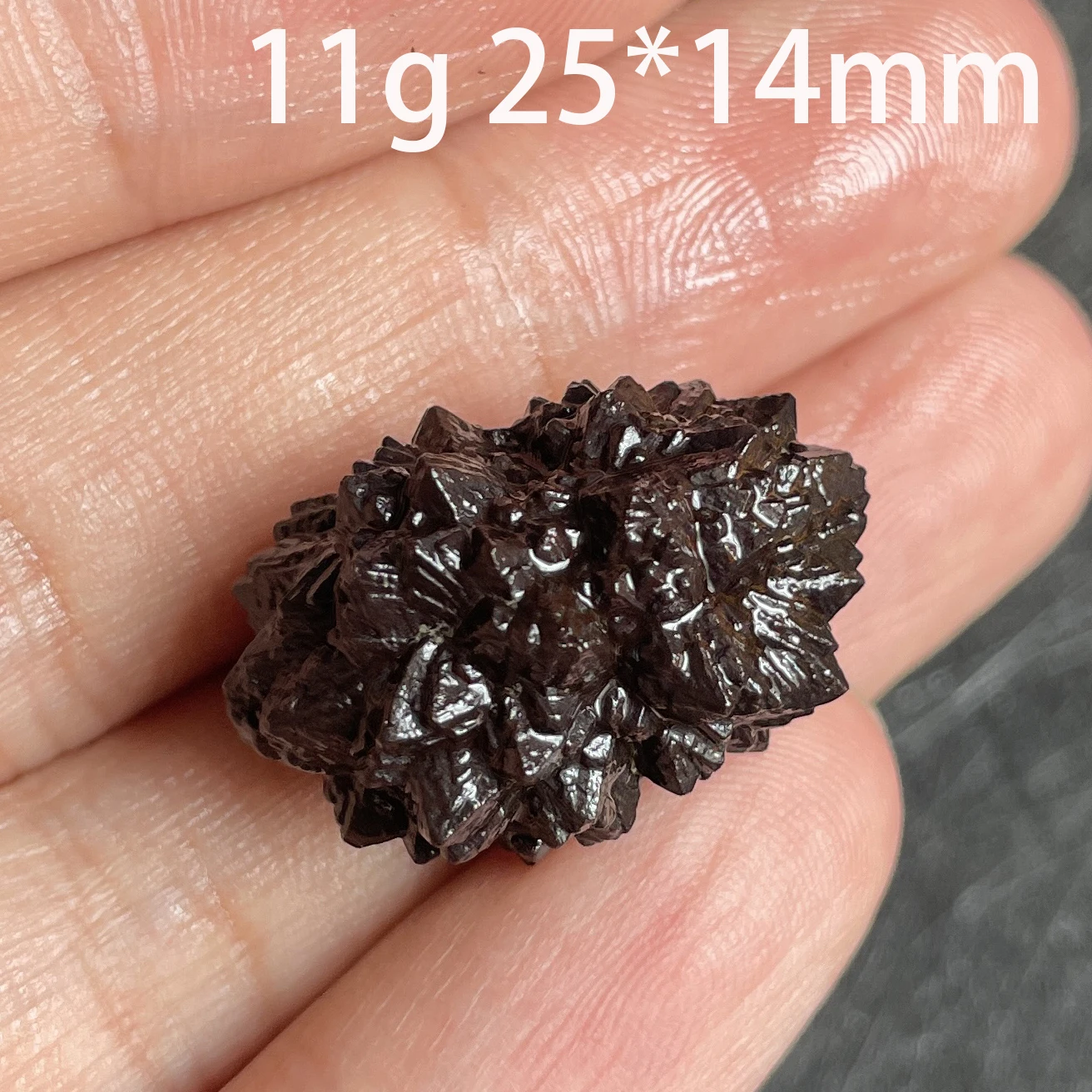 

Карбонат чёрный алмаз