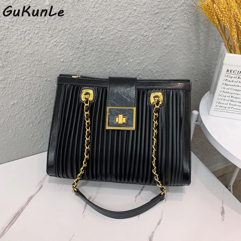 

Fashion Women's Bag 2022 Luxury Designer Pleated Handbag Ladies Totes Female Commuter Work Chain Shoulder Bag Black