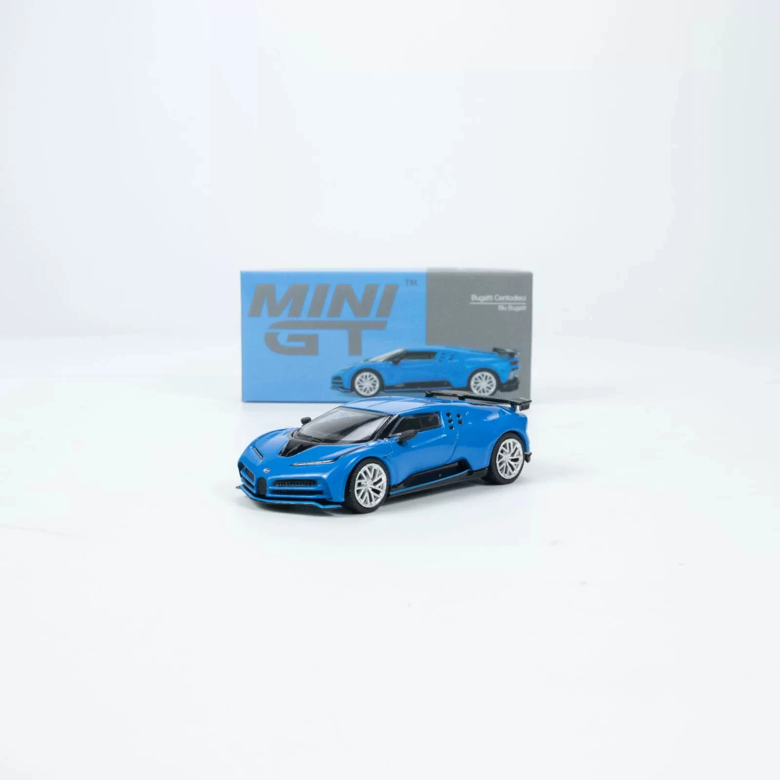 Минigt # 586 1/64 Bugatti Centodieci EB110 синяя литая под давлением модель автомобиля из сплава