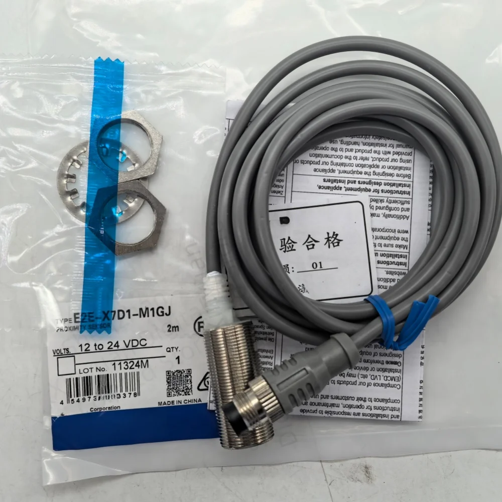 Фото E2E-X7D1-M1GJ 0.3M/2M 12VDC до 24VDC, установка с резьбой 7 мм, 55 мм * 29 мм * 29 мм №1