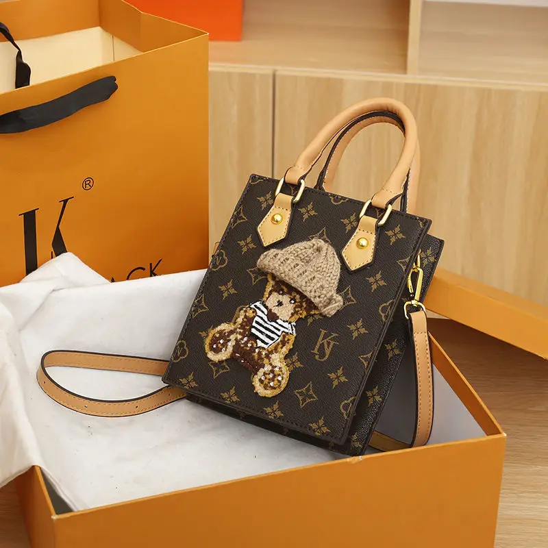 

2022 new old flower women's bag niche design bear Tote Bag ins net red fashion one shoulder messenger bag women